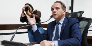 Prisão e dignidade: Coronel David aciona OAB Nacional para monitorar garantias de Bolsonaro