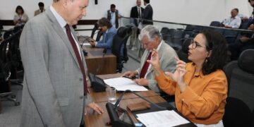 Ordem do Dia:Projeto que institui ações de combate ao racismo religioso passa em 2ª