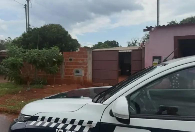 Mulher mata marido a facadas após discussão e agressão