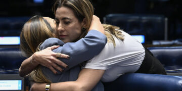Soraya amplia atuação e lidera pacote de medidas no combate à violência contra a mulher
