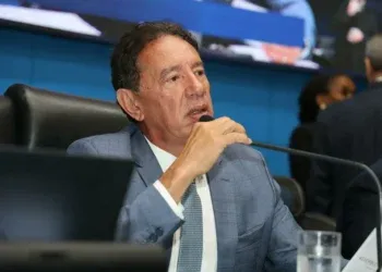 Gerson Claro solicita construção de ponte sobre o Rio Indaiazão em Cassilândia Gerson Claro solicita construção de ponte sobre o Rio Indaiazão em Cassilândia