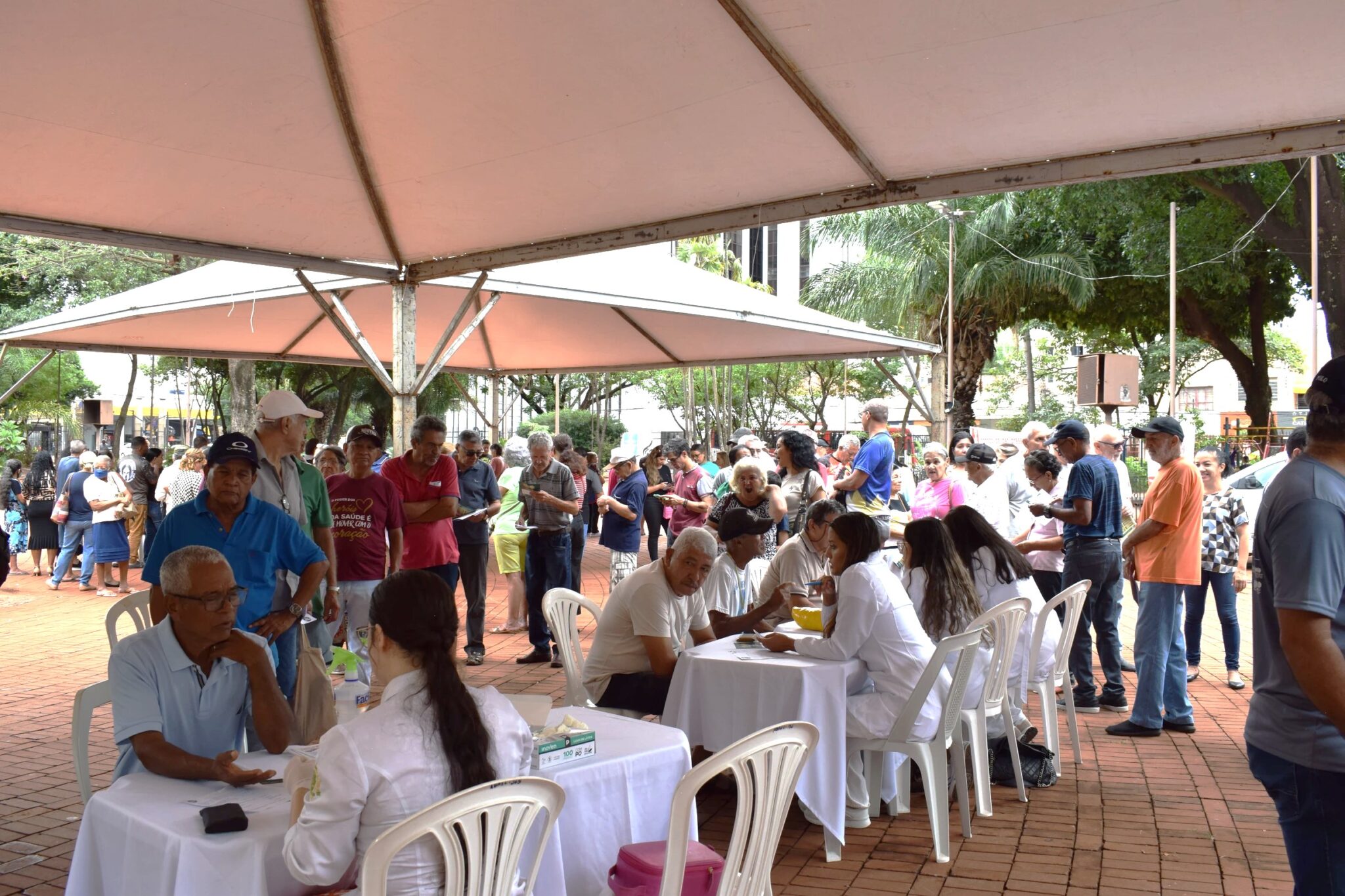 Dia Mundial do Rim: ação na Praça Ary Coelho terá exames gratuitos