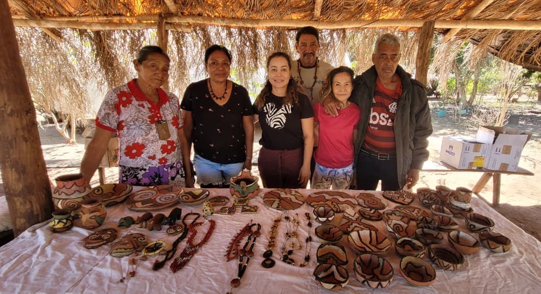 Sem acesso à água, comunidade indígena recebe apoio de hotel e ganha esperança no interior de MS