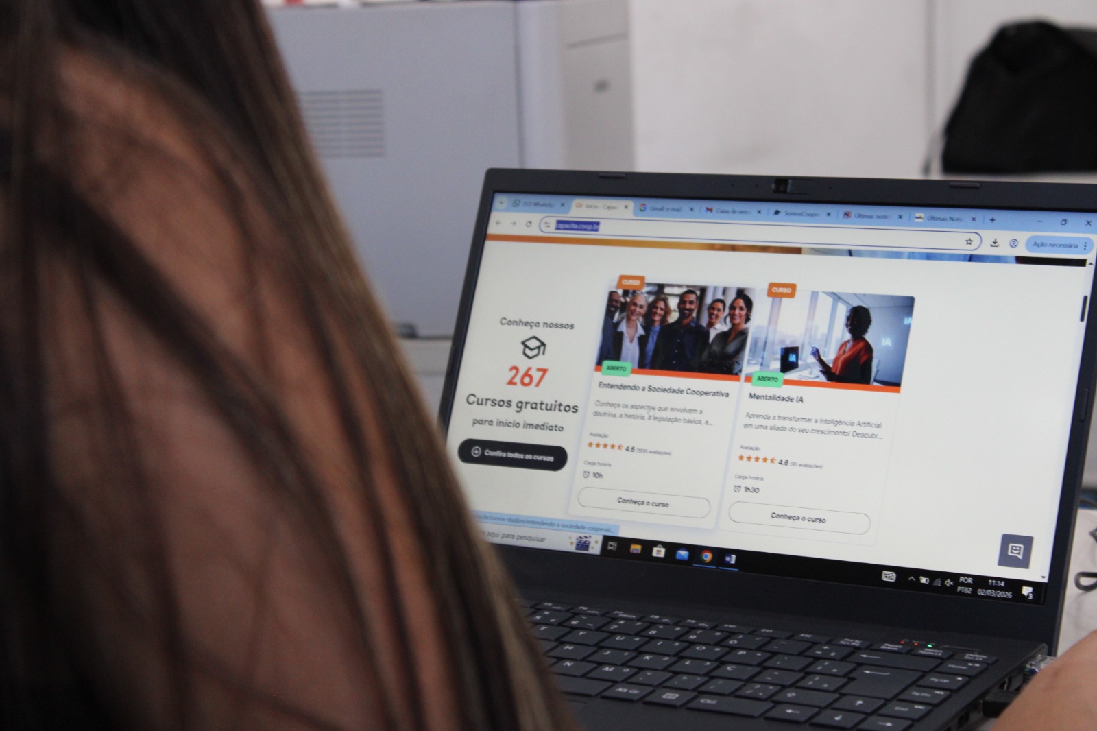 Jovens têm acesso a 250 cursos gratuitos online 