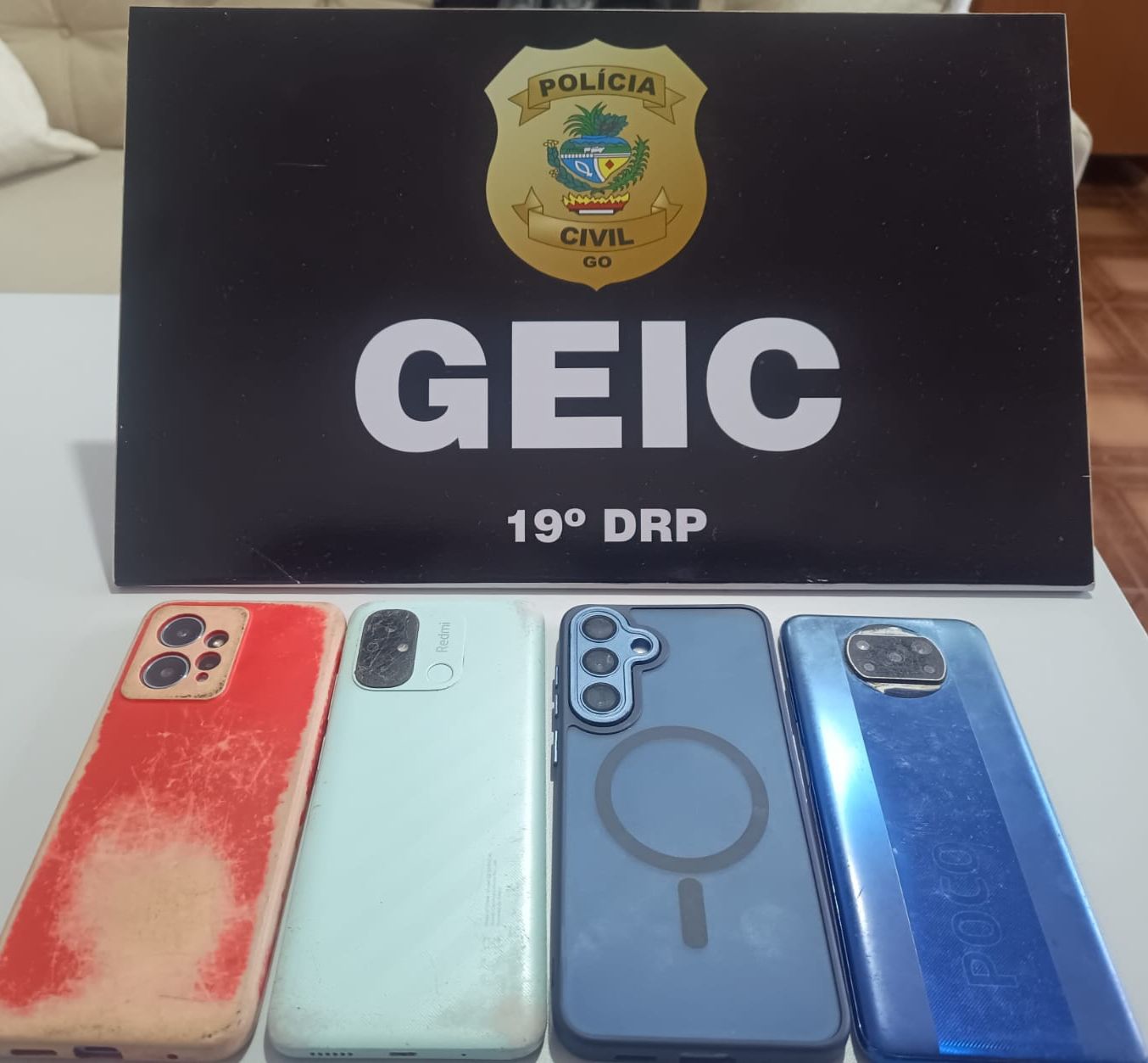 Operação mira esquema de fraudes com cartões e lavagem de dinheiro em Goiás