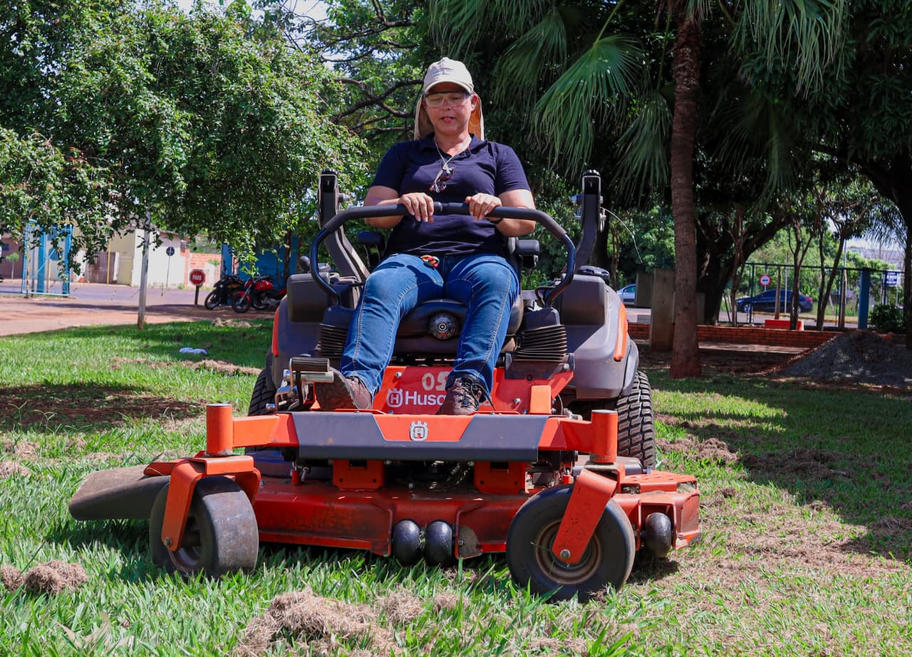 Servidora se destaca por ser a única mulher em área dominada por homens