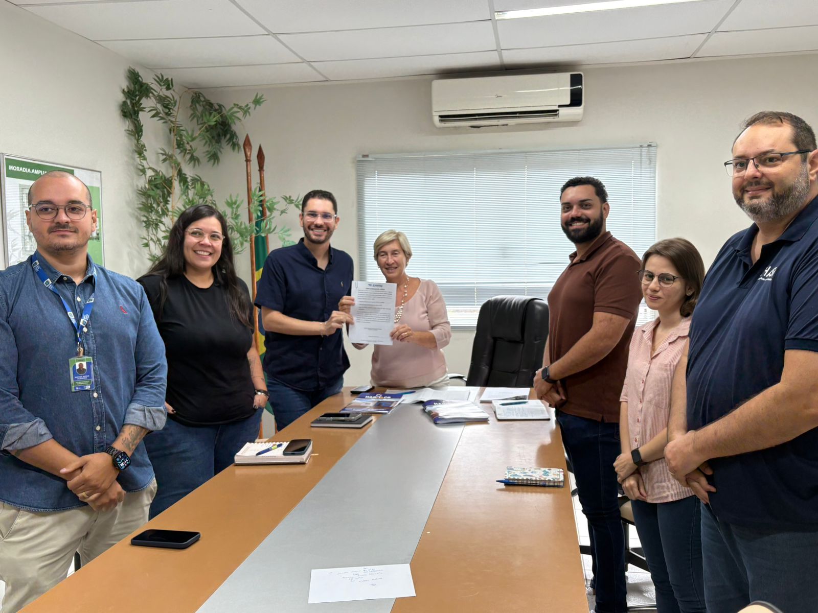 Prefeitura regulariza imóveis de 733 famílias na Capital