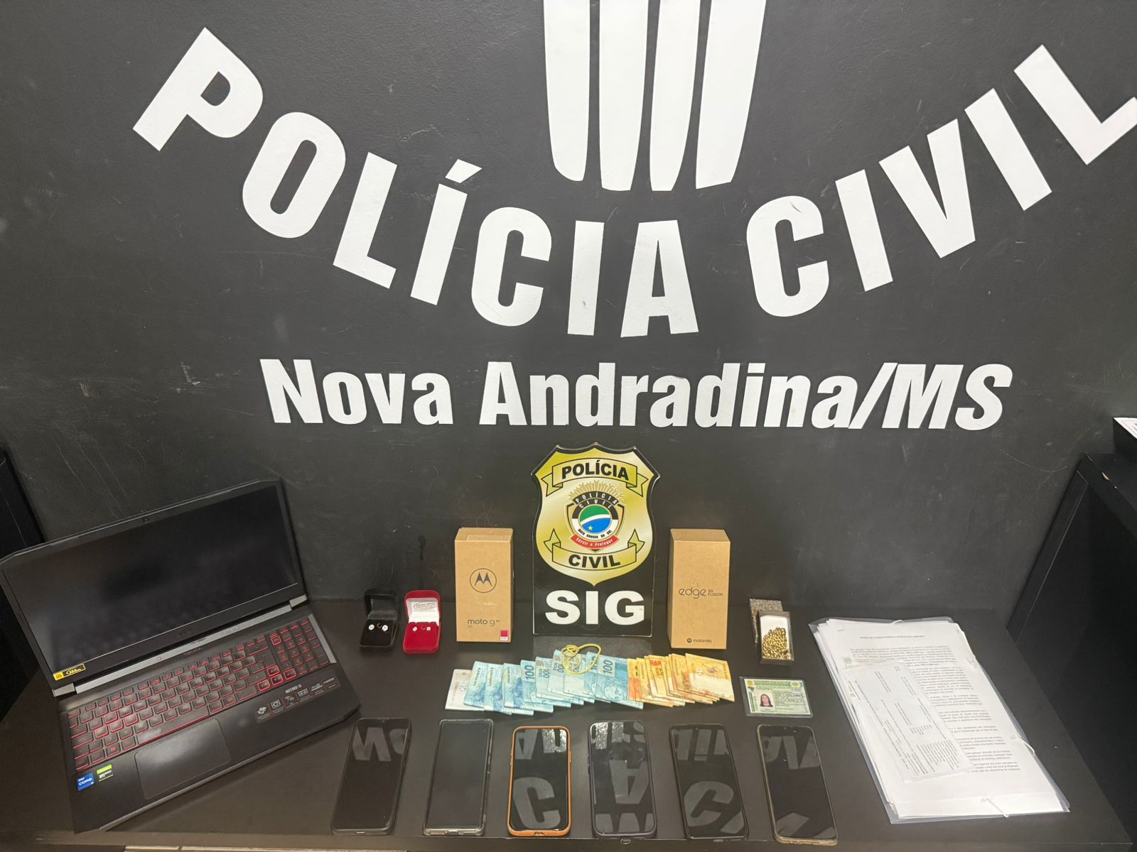 Grupo é suspeito de enganar idoso e causar prejuízo de mais de R$ 68 mil com fraude via WhatsApp