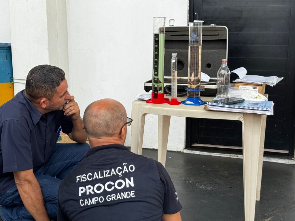 Procon Municipal e ANP realizam fiscalização em postos da Capital Procon Municipal e ANP realizam fiscalização em postos da Capital