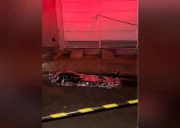 Homem é morto a facadas após discussão com vizinho Homem é morto a facadas após discussão com vizinho