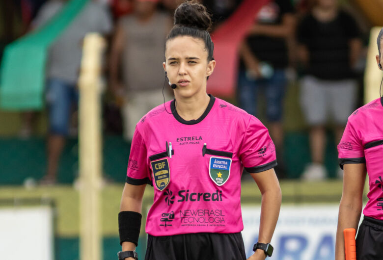 Árbitra de MS apita partida do Brasileirão Feminino Série A