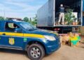 Caminhão carregado com mais de 1,5 tonelada de maconha é interceptado pela PRF