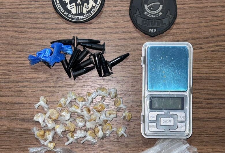 Mulher é presa por tráfico ao fazer “disque-entrega” de drogas