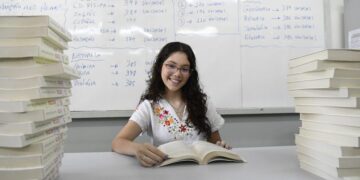 Aluna da rede estadual de Campo Grande realiza sonho e é aprovada em Medicina na UFMS