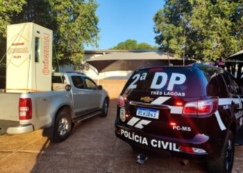 Dono de conveniência é detido por receptação de geladeira furtada