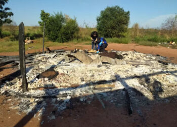 Homem confessa ter provocado incêndio que matou mulher com aerossol e isqueiro