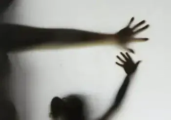 Mãe é investigada por maus-tratos contra cinco filhos