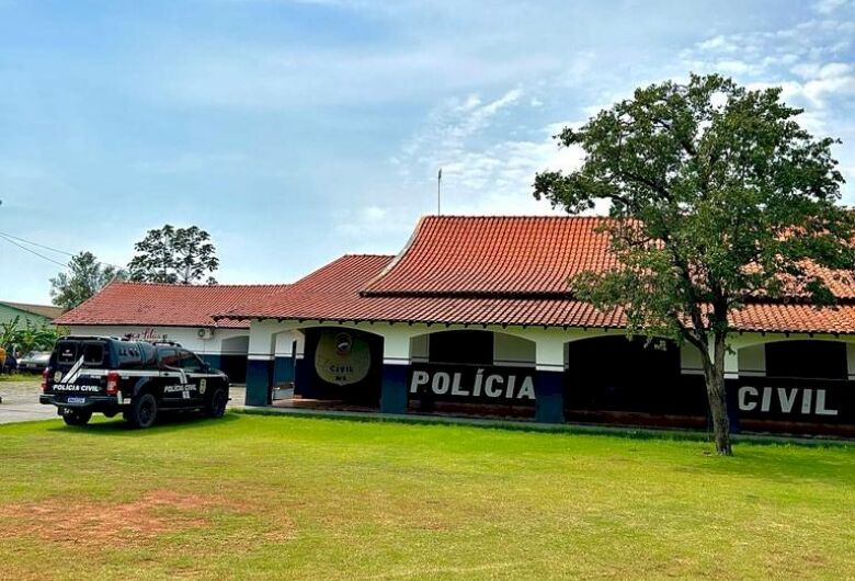 Bebedeira termina com homem é morto a pedradas em aldeia de MS