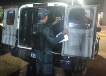 Homem é morto a facadas após discussão e suspeito acaba preso Homem é morto a facadas após discussão e suspeito acaba preso