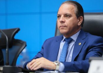 PL de Coronel David obriga divulgação da proibição de fidelização de contratos em MS