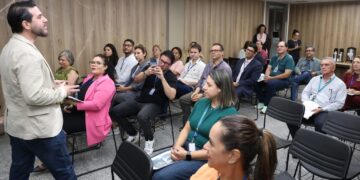 Curso de Oratória ajuda a perder o medo de falar em público