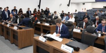 ALEMS vota projeto que obriga empresas  a informar proibição de fidelização em contratos