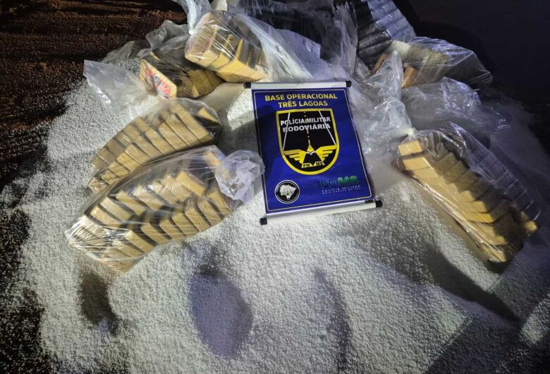 Acidente na MS-040 leva à apreensão de mais de 470 kg de drogas
