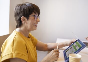 Diagnóstico tardio de autismo desafia inclusão no mercado de trabalho