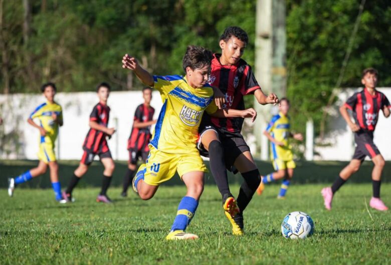 Goleadas e jogos disputados marcam rodada do Sul-Mato-Grossense Sub-13