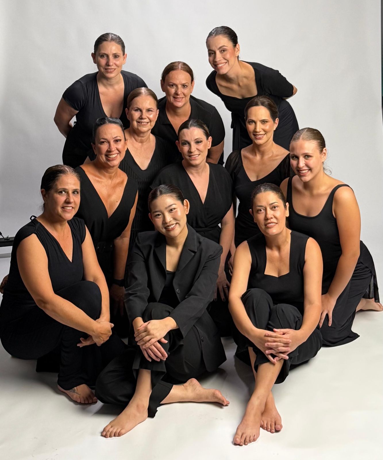 “Entre Nós” leva ao palco histórias e emoções do universo feminino em Dourados