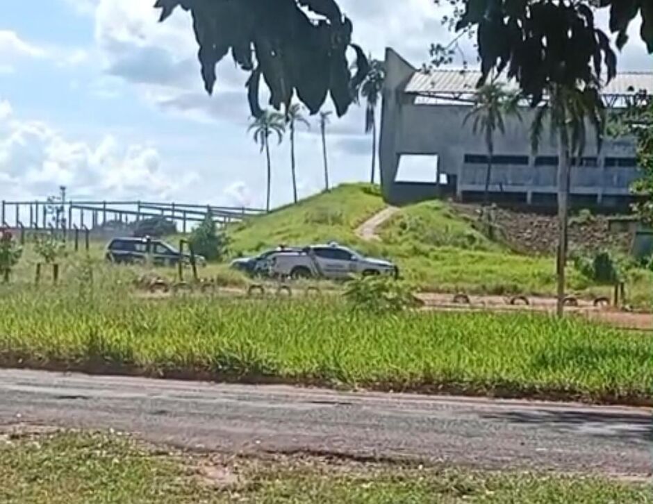 Corpo com sinais de violência é encontrado no hipódromo no Paulo Coelho