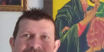 Está vivo: PM que atirou na cabeça após tentar matar a mulher segue internado