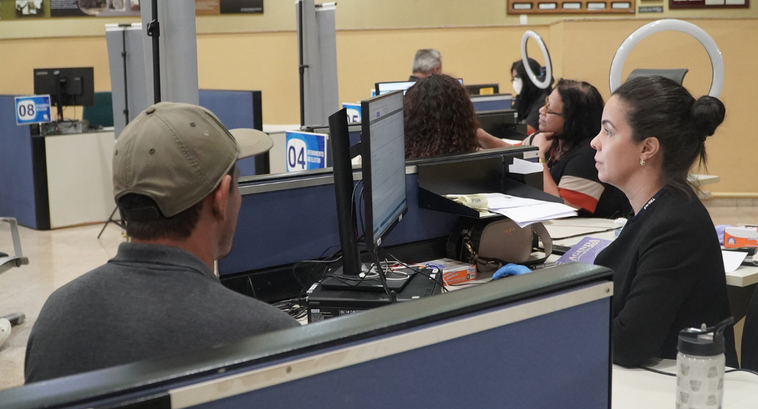 Plantão hoje: Justiça Eleitoral abre atendimento neste sábado para regularizar título em MS