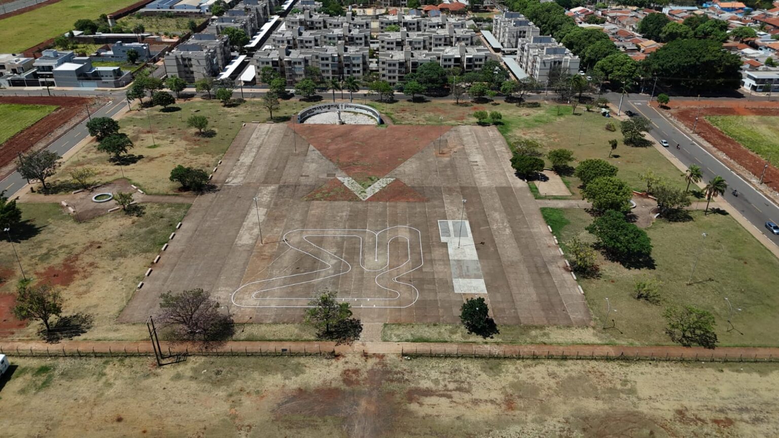 Prefeitura apresenta proposta para requalificar Praça do Papa 