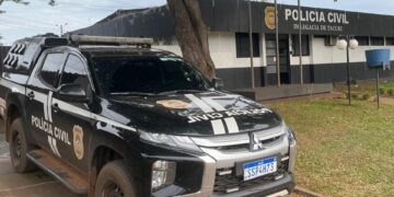 Rapaz pede ajuda do irmão, invade casa e ameaça ex