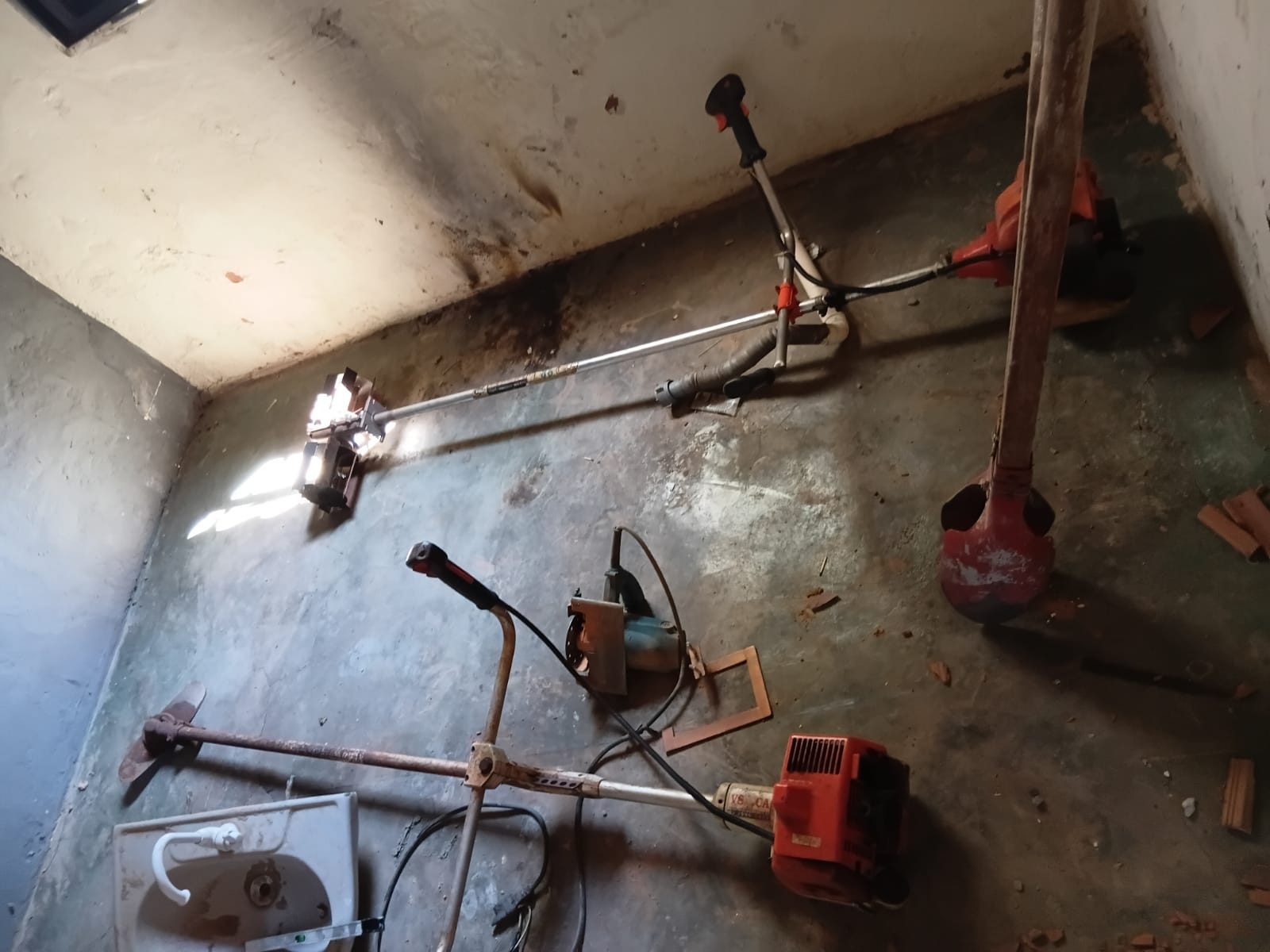 Furto de equipamentos termina com três detidos e bens devolvidos