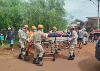 Batida entre motos deixa dois jovens mortos em Dourados