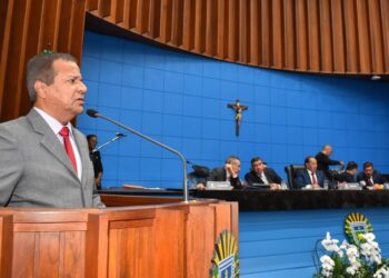 Proposta altera norma que denomina Deputado Amarildo Cruz estacionamento da ALEMS