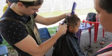 Funsat abre vagas para curso gratuito de barbeiro nas Moreninhas