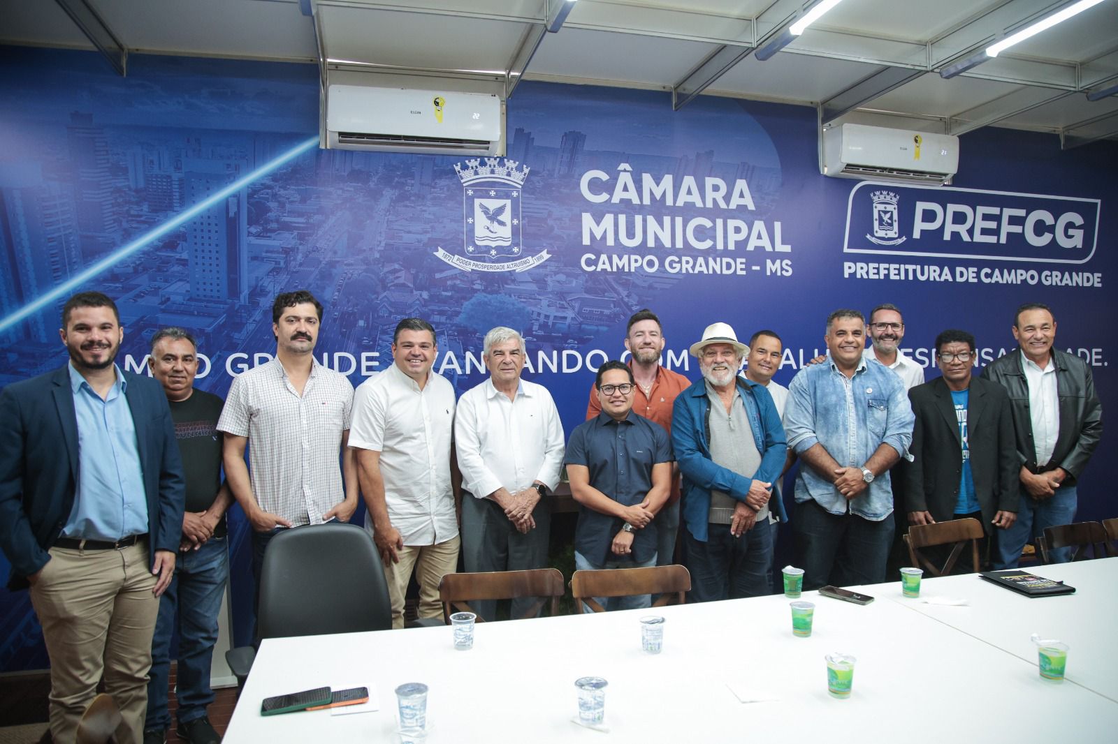 Câmara aproxima vereadores e lideranças comunitárias em reunião na Expogrande