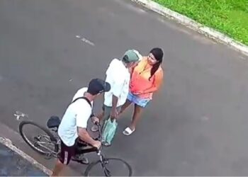 Após sair do supermercado, idoso é agredido e tem alimentos roubados