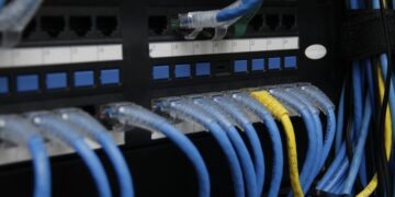 Golpes com nome do Detran-MS disparam e órgão derruba sites falsos quase todos os dias