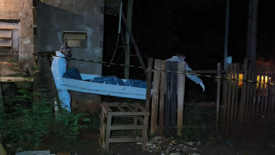 Corpo em decomposição é encontrado e caso mobiliza polícia