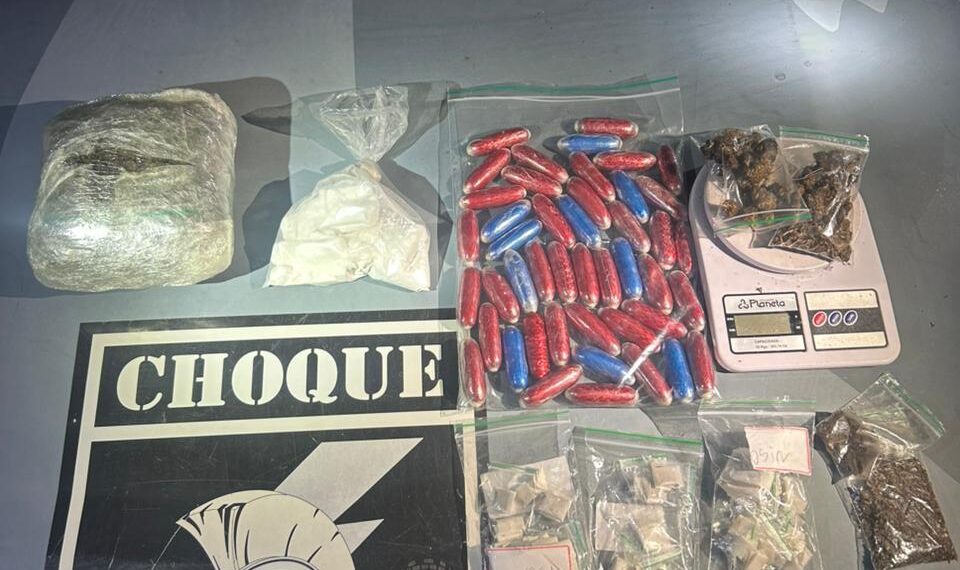 Dois são detidos após apreensão de drogas na região do Tijuca, em Campo Grande