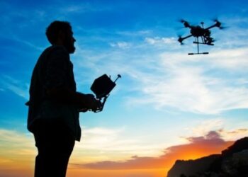 Curso gratuito de drones abre portas para o futuro da tecnologia