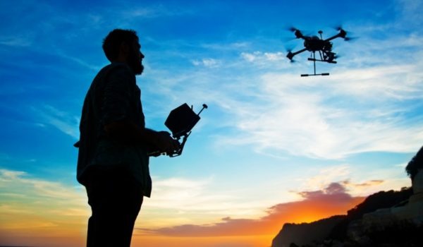 Curso gratuito de drones abre portas para o futuro da tecnologia