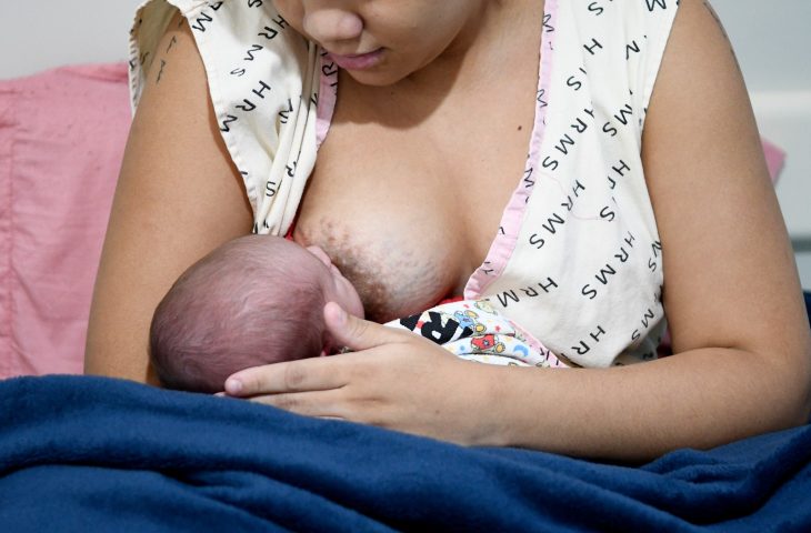 Frio acende alerta e SES orienta cuidados para proteger crianças de doenças respiratórias