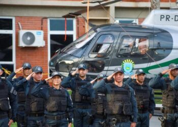 Riedel anuncia pacote de valorização e promete regularizar promoções nas forças de segurança