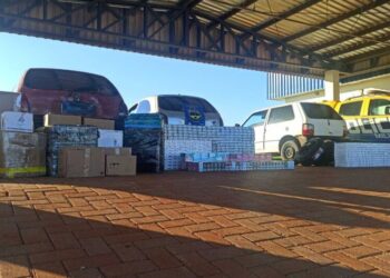 Três veículos com contrabando de R$ 156 mil são apreendidos na MS-164