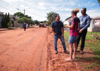 Pé no Bairro: Após reivindicação de Papy, vias do Jardim Panorama recebem manutenção